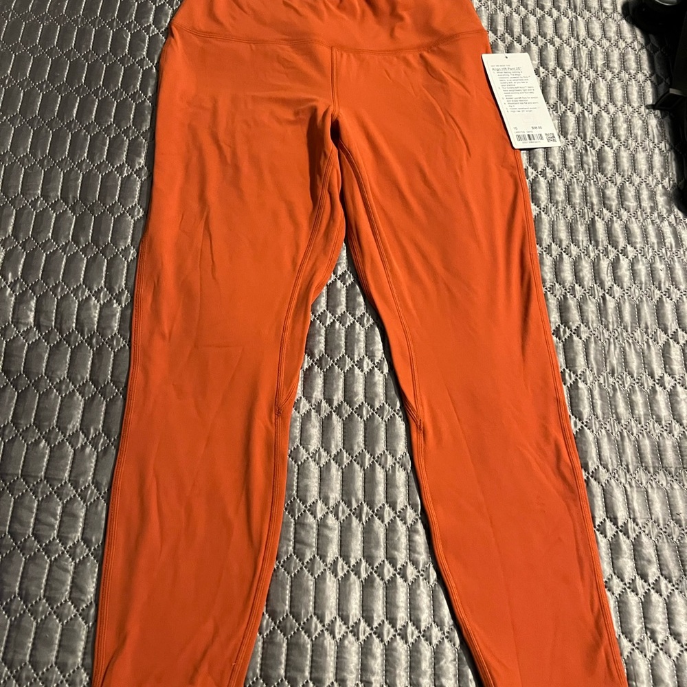 NWT LULULEMON LEGGINGS